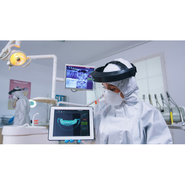 Công nghệ mới giúp điều trị sâu răng êm ái, không khoan đau