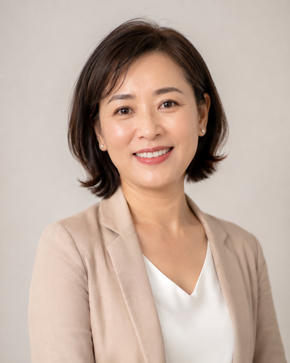 Chị Thu Hà